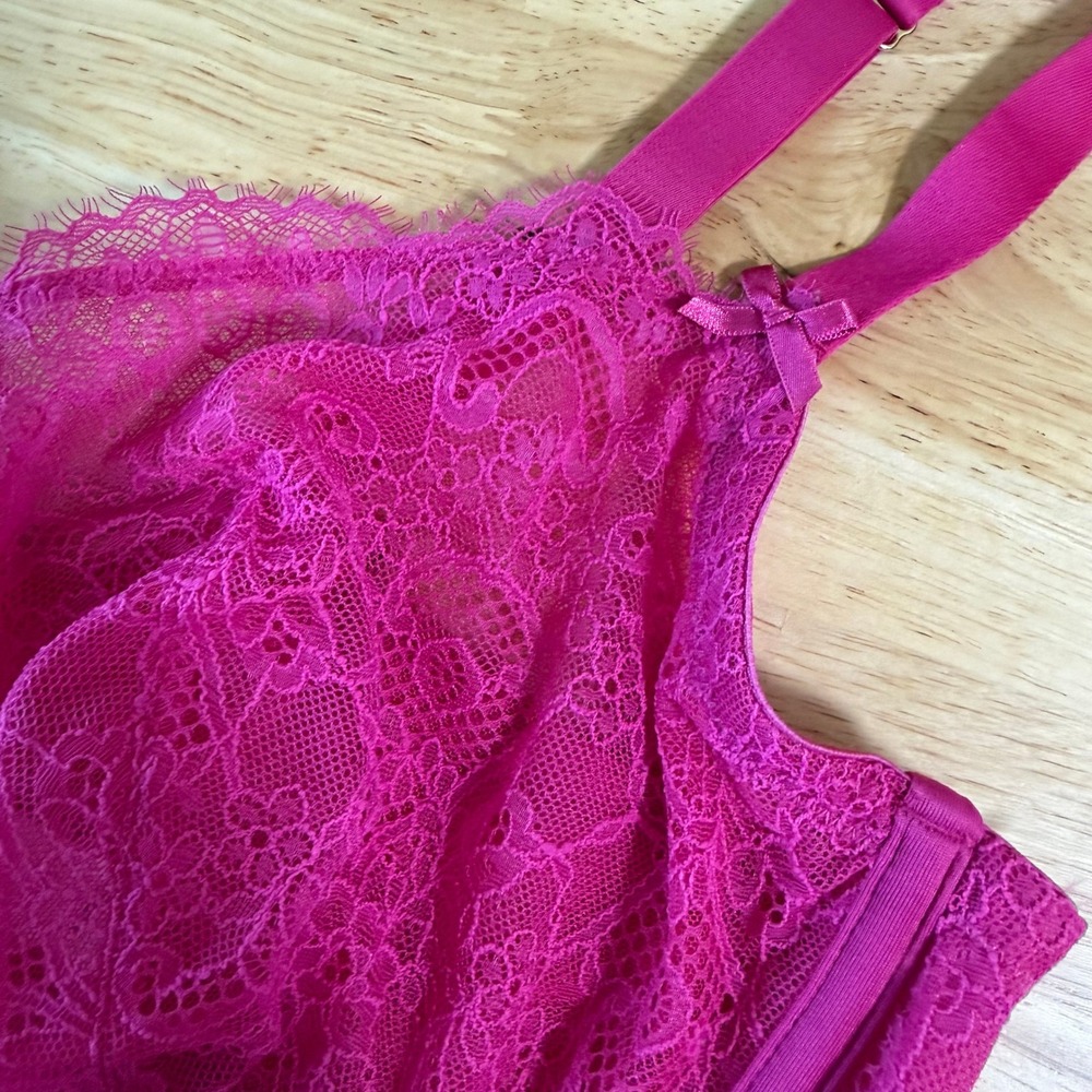 Cacique Unlined Balconette Bra 44DD Fuchsia Pink Floral Lace Strappy 1122035 - Picture 3 of 7